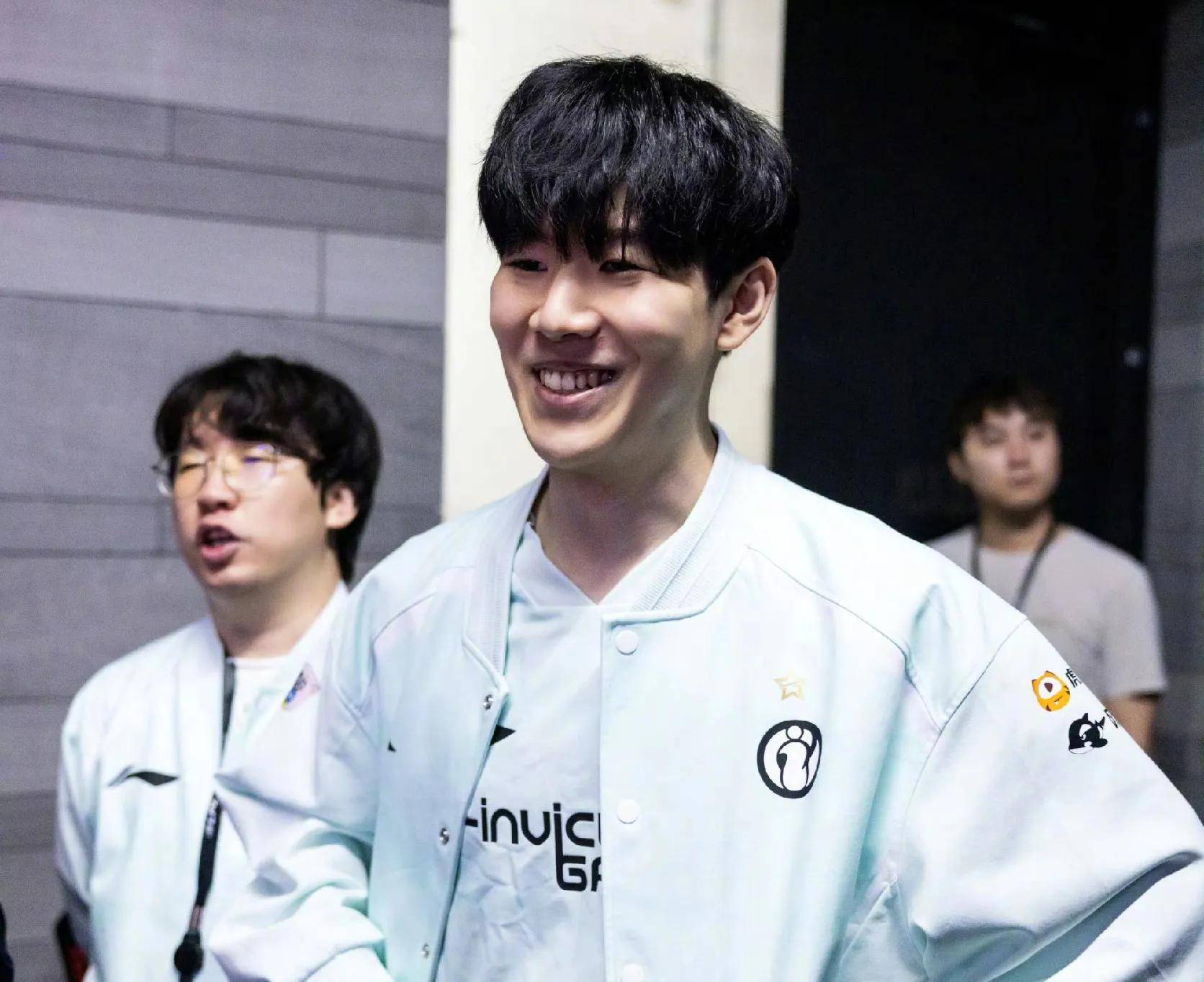 级俱乐部在 级俱乐部在